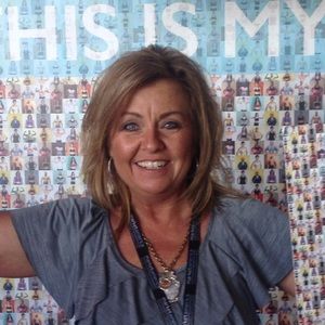 Meet your Posher, Dee